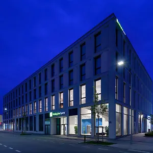 https://holiday-inn-express-regensburg.com-bavaria.com
